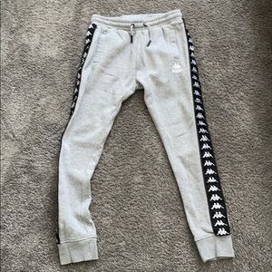 UO grey Kappa jogging pants!!🖤
